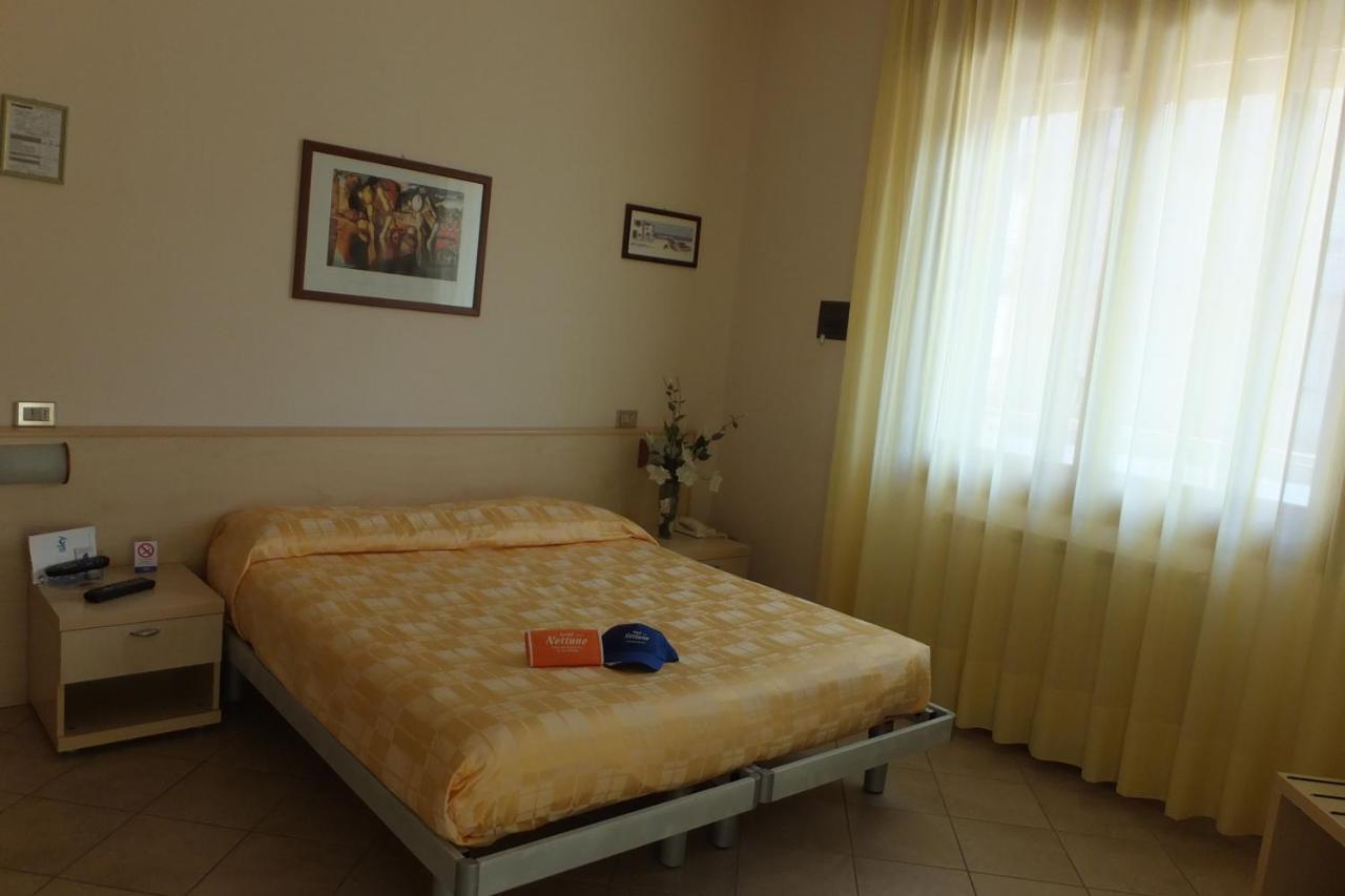 Hotel Nettuno Сотомарина Екстериор снимка