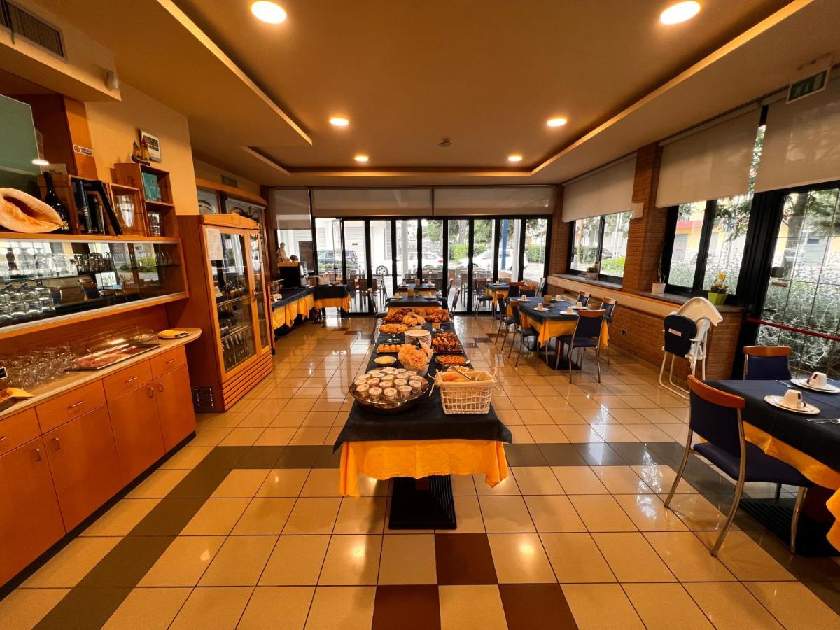 Hotel Nettuno Сотомарина Екстериор снимка