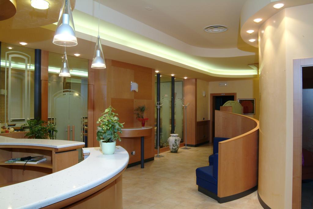 Hotel Nettuno Сотомарина Екстериор снимка