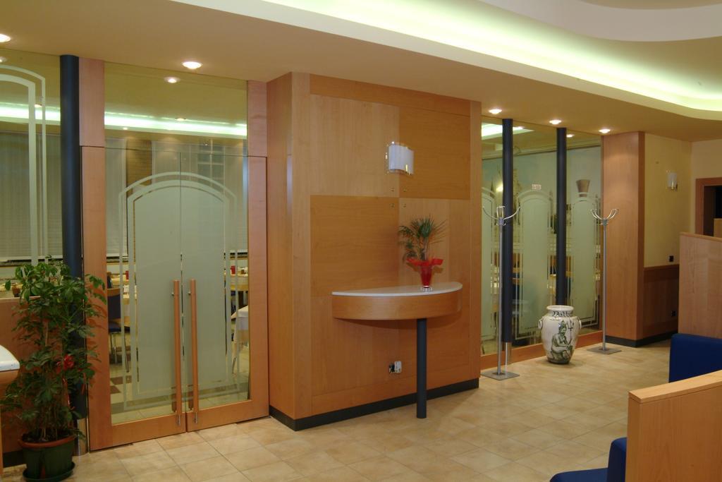 Hotel Nettuno Сотомарина Екстериор снимка