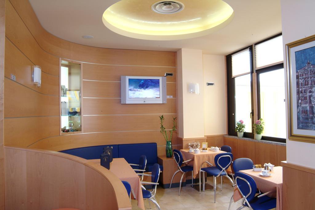 Hotel Nettuno Сотомарина Екстериор снимка
